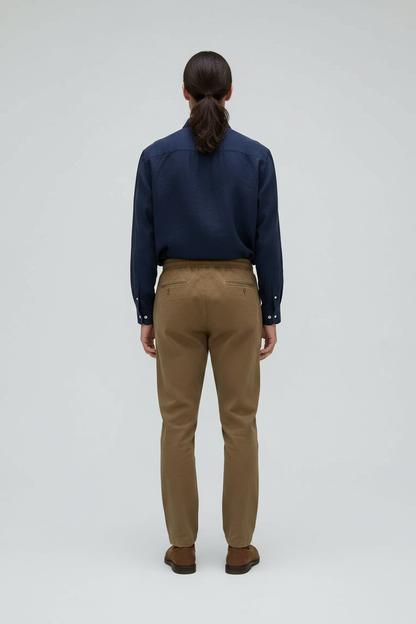 Easy Pant Model Back